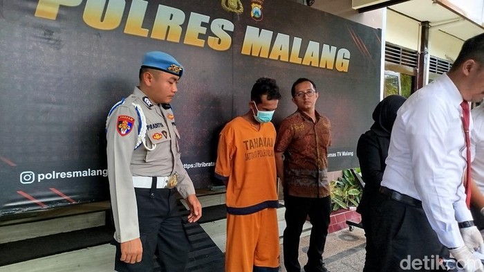 Pembunuhan di malang mayat setengah bugil