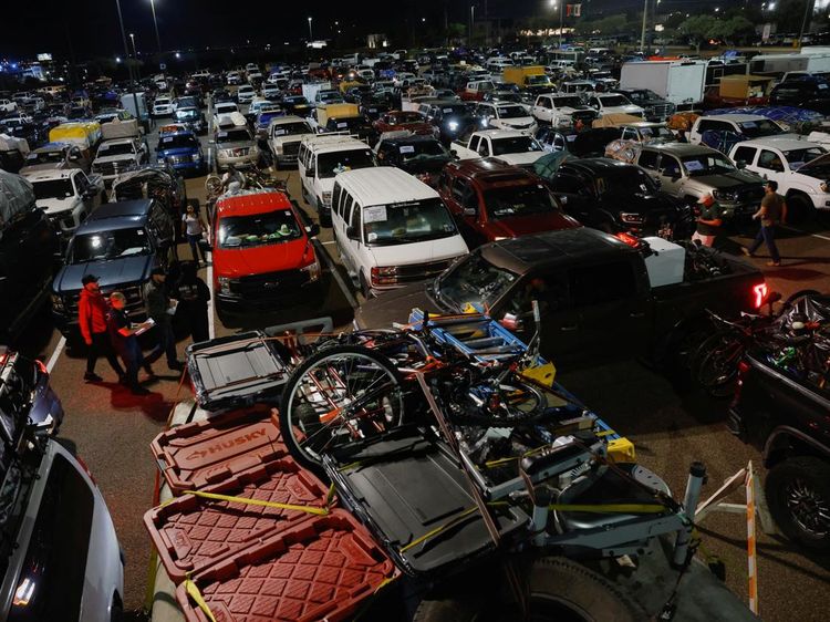 Perbatasan AS-Meksiko Ramai Orang Mudik Jelang Natal