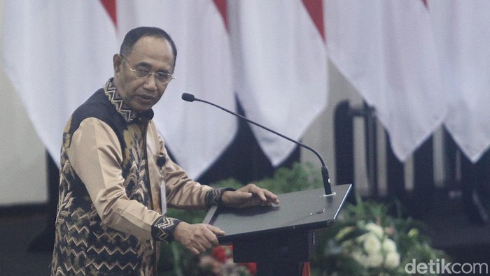 Pimpinan KPK dan Dewan Pengawas (Dewas) KPK 2024-2029 telah menjalani upacara serah terima jabatan (sertijab). Kini mereka resmi bertugas di KPK.