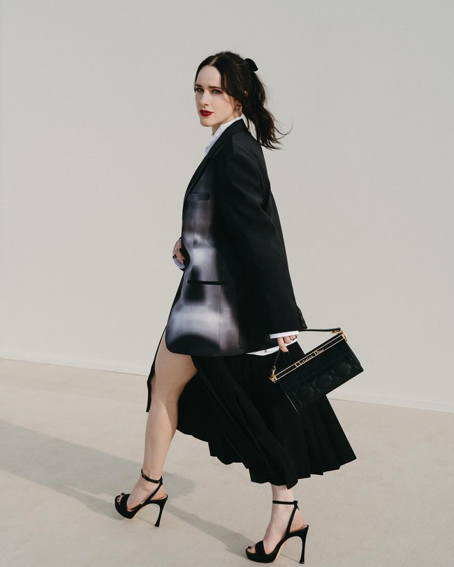 Sebelum jadi Lois Lane dalam Superman 2025, Rachel sudah cukup banyak memenangkan penghargaan, termasuk Emmy Award dan Golden Globe Award pada 2018 dan 2019. Foto: Instagram @rachelbrosnahan