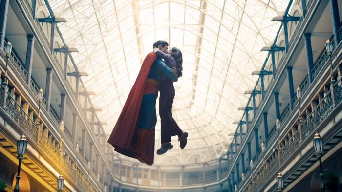 Superman Cuplikan adegan di trailer Superman (2025).