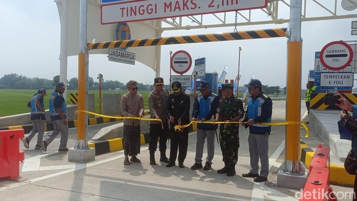Tol Probowangi-Kraksaan difungsionalkan