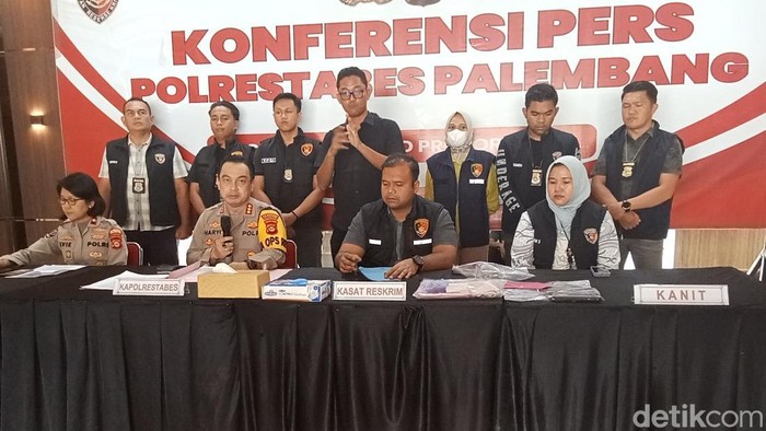Ungkap kasus kakak ipar racuni remaja di Palembang dengan jamu potas.