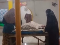 Lansia Dompu Meninggal di Tengah Banjir, Rumah Terendam-Disemayamkan di Masjid