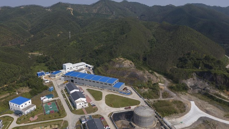 Workers labor on the underside of the cosmic detector located 2297 feet (700 meters) underground at the Jiangmen Underground Neutrino Observatory in Kaiping, southern Chinas Guangdong province on Friday, Oct. 11, 2024. (AP Photo/Ng Han Guan)