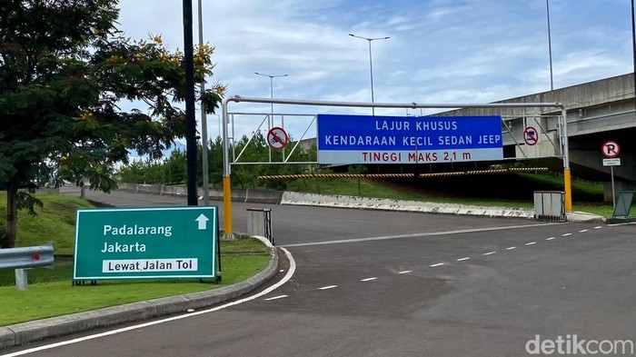 Akses masuk Tol KM 149 Gedebage via Summarecon Bandung.