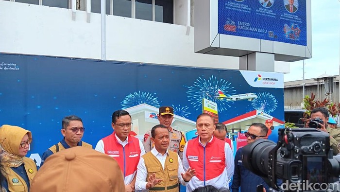 Menteri ESDM, Bahlil Lahadalia, memastikan ketersediaan BBM dan LPG aman pada selama perayaan Nataru.