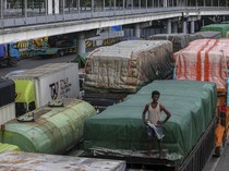 Jelang Arus Mudik Truk Dilarang Melintasi Pelabuhan Merak, Dimulai 24 Maret