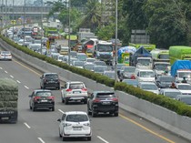 Mulai 10 Juli Kendaraan Berat Dilarang Keluar Tol Jatiasih Saat Jam Sibuk