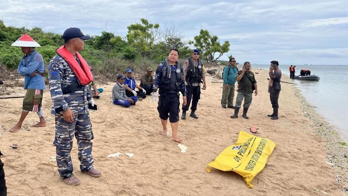 Perempuan lompat dari Kapal Feri di Selat Bali ditemukan.