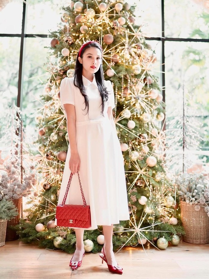 Pohon Natal Sandra Dewi