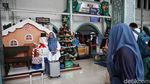 Potret Stasiun Pasar Senen Penuh Pemudik