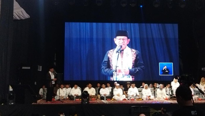 Pramono Anung memberikan sambutan di acara Haul ke-15 Gus Dur di Ciganjur, Jakarta Selatan, Sabtu (21/12/2024).