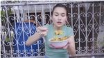 Serunya Ayu Ting Ting Saat Jadi Food Vlogger, Makan Bakso hingga Sate