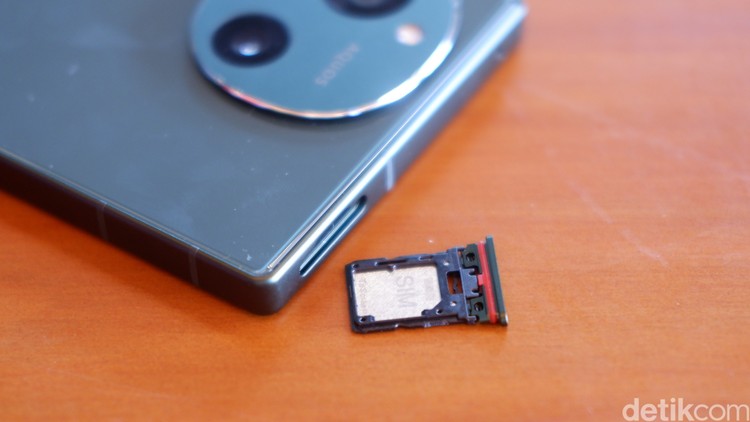 Sharp Aquos R9 Sharp Aquos R9