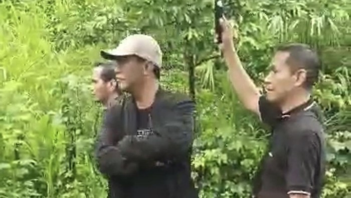 Tangkapan layar Mentan RI Andi Amran Sulaiman terjebak macet di Camba.