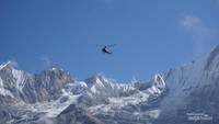 Ada opsi naik heli jika tak mau capek treking