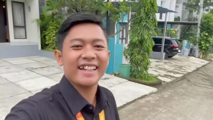 Adrie Febriansyah, sales marketing rumah yang viral