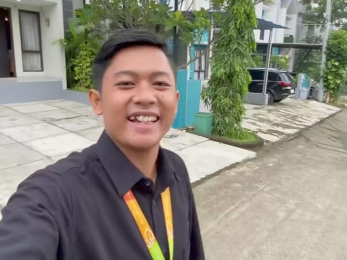 Adrie Febriansyah, sales marketing rumah yang viral