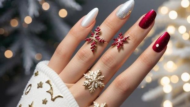 Aesthetic Christmas Holiday Nails. Foto: Pinterest/Pregnancy Digital