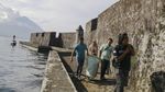 Aksi Bersih-bersih Sampah di Benteng Kalamata Ternate