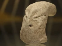 Penemuan Istimewa Patung Berusia 7.000 Tahun Mirip Alien di Kuwait