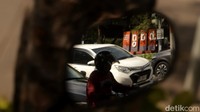Volume kendaraan di Jalan Cikapayang Dago meningkat saat libur Nataru.