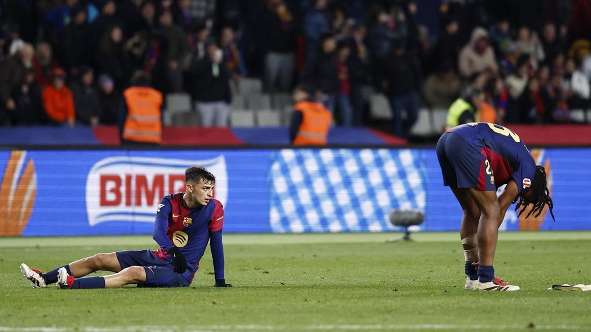 Barcelona hanya meraih 5 poin dari tujuh laga terakhir LaLiga. Foto: REUTERS/Juan Medina