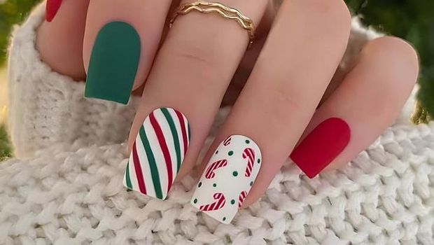 Christmas Holiday Nails. Foto: Pinterest/Amzaon