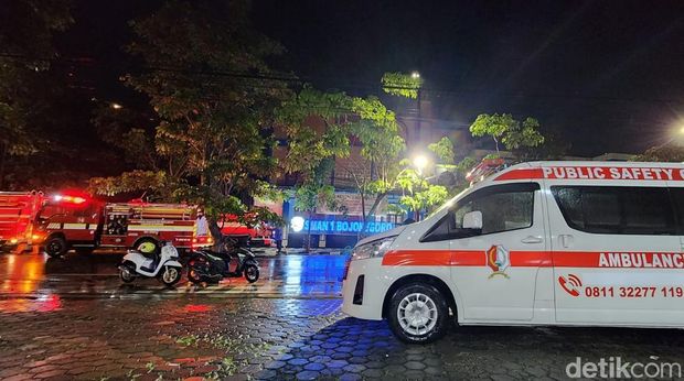 Dinas Kearsipan dan perpustakaan Bojonegoro terbakar