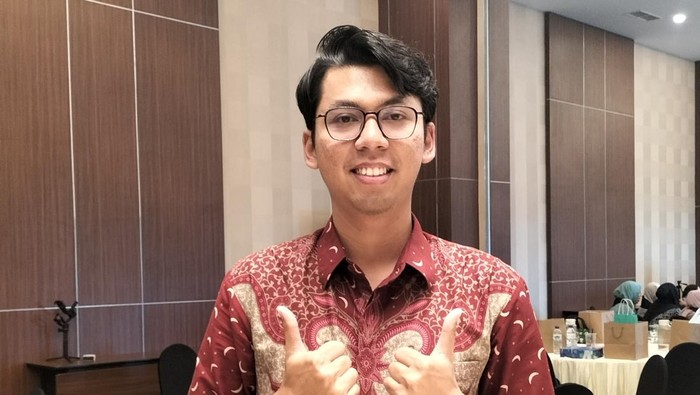 Guru di Kebumen Buat Program Recycle Kertas