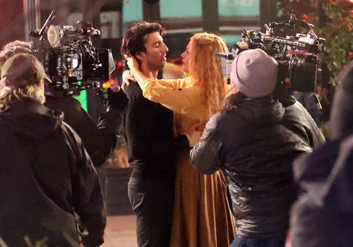 JERSEY CITY, NJ - JANUARY 12: Justin Baldoni and Blake Lively are seen on the set of 'It Ends with Us' on January 12, 2024 in Jersey City, New Jersey. (Photo by Jose Perez/Bauer-Griffin/GC Images)
