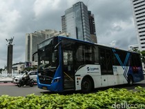 Wacana Kenaikan Tarif Bus TransJakarta Kembali Mencuat