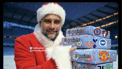 Meme Pep Guardiola Jadi Sinterklas, Bagi-bagi Kado 3 Poin