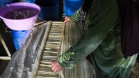 Lembaran papirus yang sudah terpotong rapi kemudian disortir dan diatur menjadi lembaran sedemikian rupa.  
