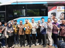 Meluncur 2025, QRIS Tap Bakal Jangkau Transportasi Umum-Ritel