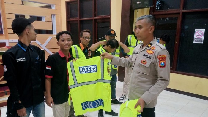 Satbinmas Polres Lamongan ajak komunitas motor tak lakukan konvoi saat Nataru