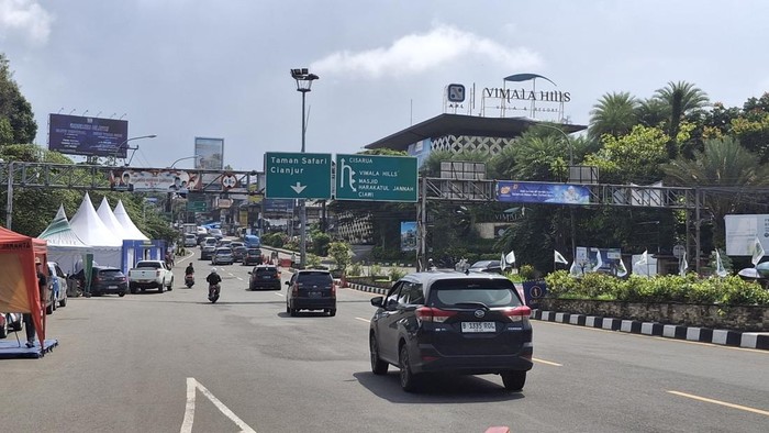 Situasi lalin jalur ke Puncak Bogor (Solihin/detikcom)