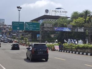 Video: H-8 Lebaran, Arus Lalin di Simpang Gadog Ramai Lancar