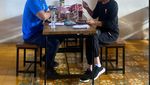 AHY Suka Kulineran di Berbagai Kota, Makan Mie Yamin hingga Nasi Kapau