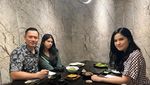 AHY Suka Kulineran di Berbagai Kota, Makan Mie Yamin hingga Nasi Kapau