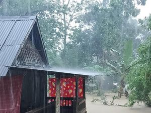 55.662 Warga Terdampak Banjir dan Longsor di Barru, 1 Orang Meninggal