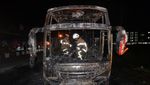Bus Pariwisata Terbakar di Jalan Solo-Yogyakarta