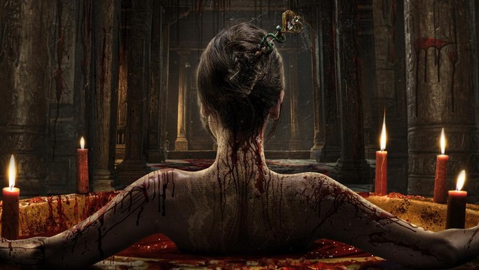 Film Gundik karya Anggy Umbara hadir dengan genre horor heist. Dibintangi Luna Maya, film ini menjanjikan ketegangan.