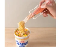Lucu! Merek Mie Instan Ini Punya Garpu Berbentuk Cumi-cumi