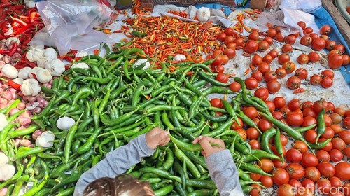 Harga bahan pokok di Bali dan NTB naik menjelang Natal dan Tahun Baru 2025.