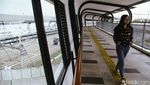 Jalan-jalan di Skywalk MRT, Bonus Pemandangan Depo Kereta