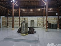 Menyusuri Makam Syekh Dzatul Kahfi, Sang Guru Para Wali di Cirebon