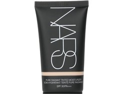 Video Battle Tinted Moisturizer Rp 100 Ribu Vs Rp 700 Ribu: Siapa Juaranya?
