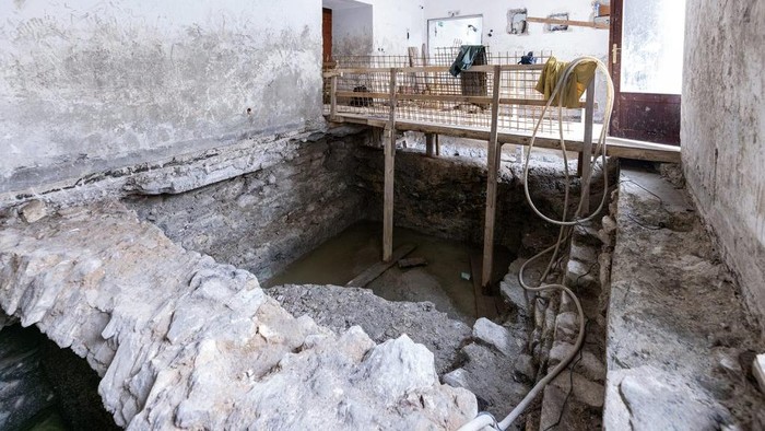 Pemandian Romawi ditemukan di bawah Museum Kota Split